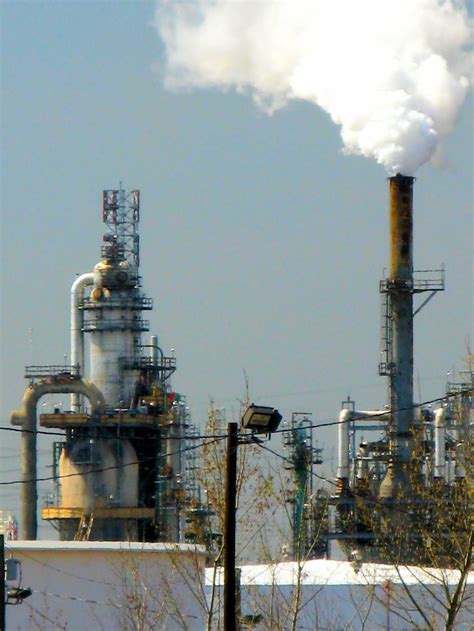 Hess Oil | Another view of the Hess Oil Refinery, Port Readi… | Flickr