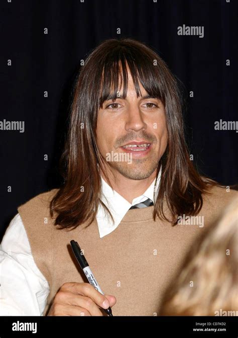 Scar tissue anthony kiedis hi-res stock photography and images - Alamy