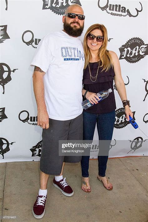 Fotografía de noticias : TV personalities Jarrod Schulz and Brandi... | Celebrity portraits ...