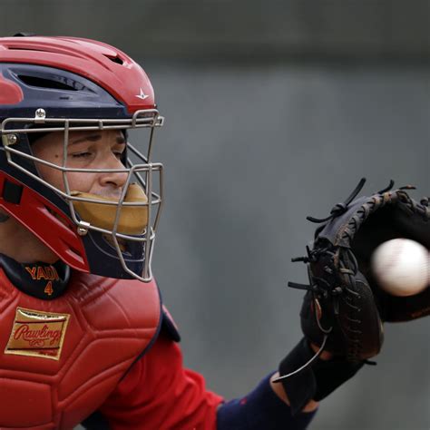 Yadier Molina Injury: Updates on Cardinals Star's Knee and Return | News, Scores, Highlights ...