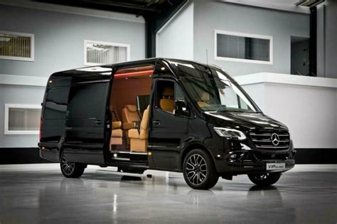 2020 Mercedes-Benz Sprinter VIP Class Diesel black Automatic | in St Johns Wood, London | Gumtree