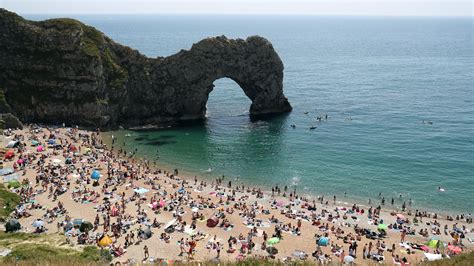 Three people seriously injured jumping off cliffs at Durdle Door beach in Dorset