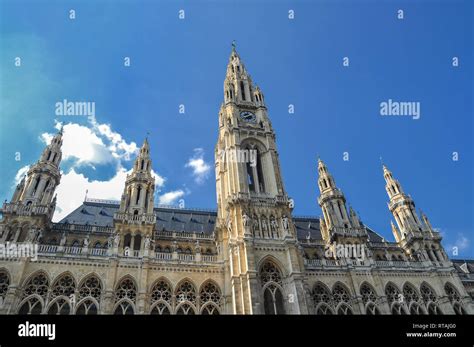 Vienna city hall square hi-res stock photography and images - Alamy