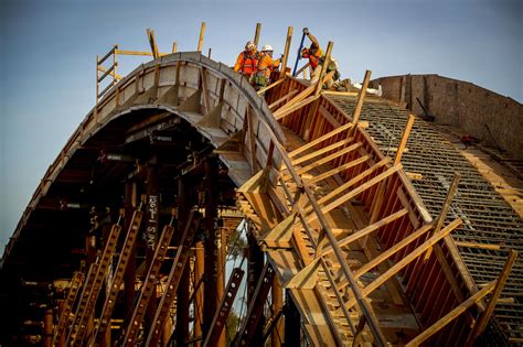 6th Street Bridge: See photos of the viaduct construction - Los Angeles Times