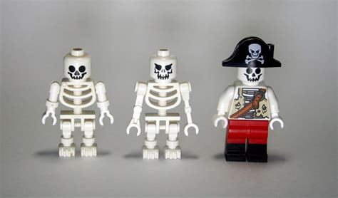 [OFFICIAL] NEW Skeleton Pirate (Build A Minifigure) – Pirate LEGO® News ...