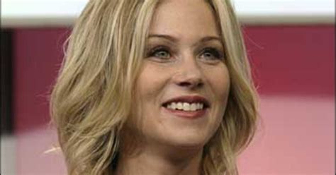 Christina Applegate Battles Breast Cancer - CBS News