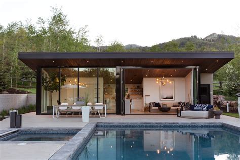 This Can-Do Pool House Cleverly Goes From Private to Party Mode # ...