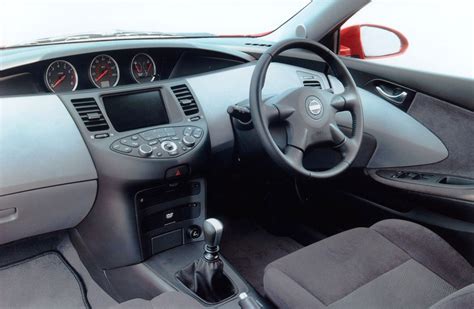 Nissan Primera Estate Review (2002 - 2006) | Parkers