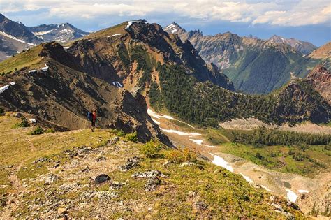 The Golden, BC Fall Adventure Guide - British Columbia Magazine