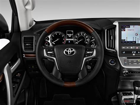 2020 Toyota Land Cruiser: 201 Interior Photos | U.S. News