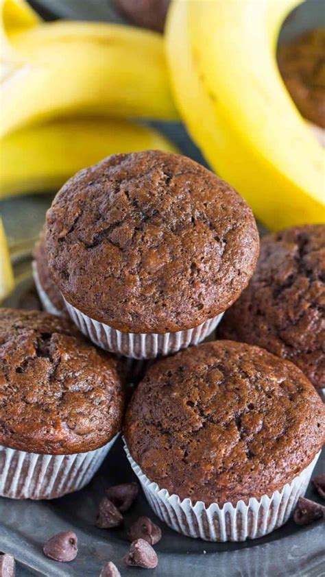 Best Chocolate Banana Muffins [VIDEO] - S&SM