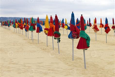 Colorful parasol on the Beach 1341540 Stock Photo at Vecteezy