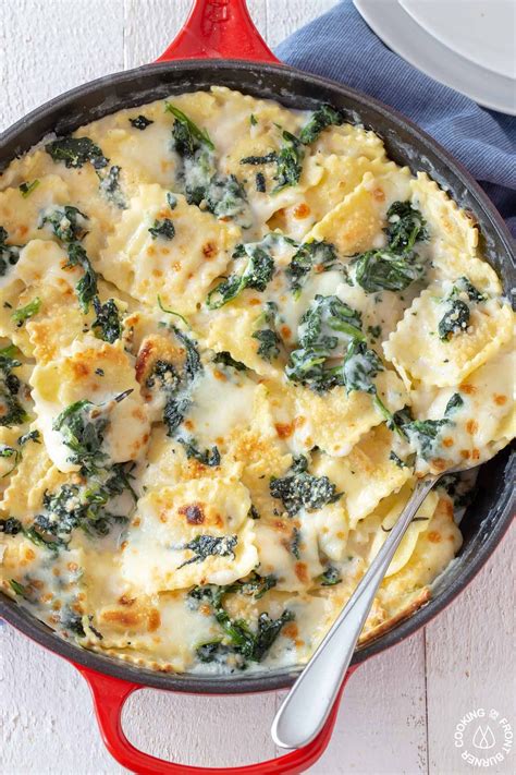 Baked Spinach Ravioli Skillet | Recipe | Tasty vegetarian recipes, Vegetarian dishes, Pasta dishes