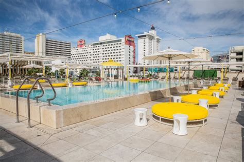 Downtown Grand Hotel & Casino Pool Pictures & Reviews - Tripadvisor