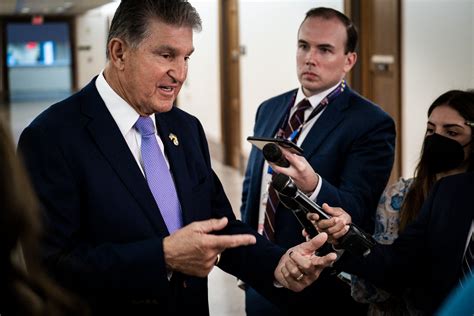 Manchin, in Reversal, Agrees to Quick Action on Climate and Tax Plan ...