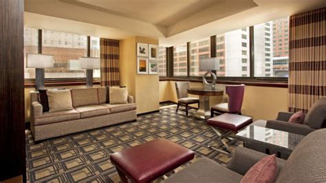 Sheraton New York Times Square Hotel vacation deals - Lowest Prices ...