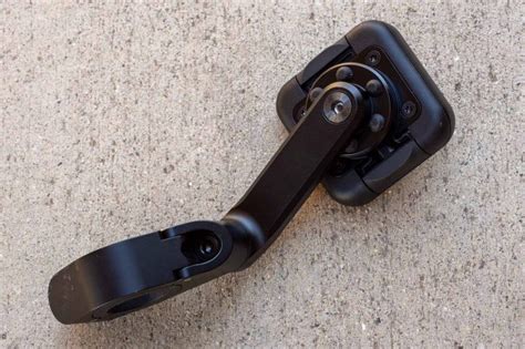 Peak Design Motorcycle Bar Mount Review [For Smartphones]