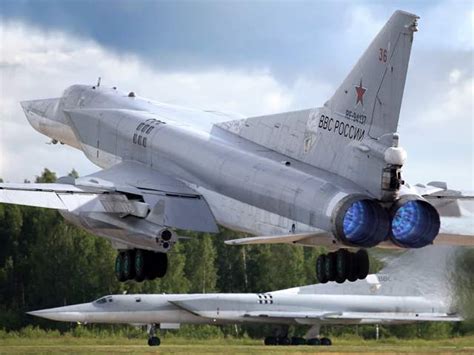 Russia: New Kinzhal Aero-Ballistic Missile Has 3,000 km Range if Fired ...