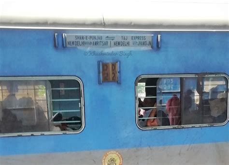 12279/Taj Express - Jhansi to Hazrat Nizamuddin NR/Northern Zone - Railway Enquiry