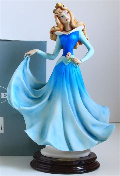 Giuseppe Armani Disney Figurines | The Prudent Collector | Disney dolls, Disney, Disney figurines