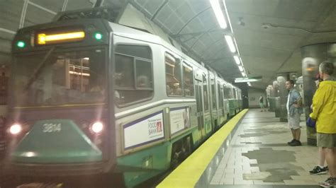 MBTA Green LIne at North Station - YouTube