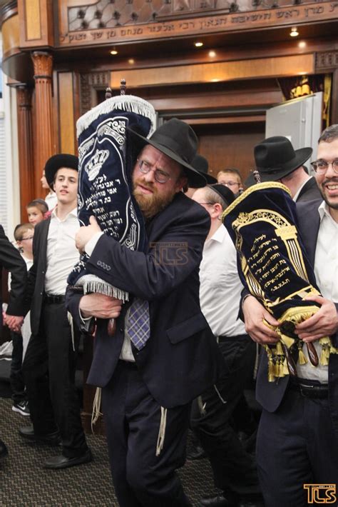 PHOTOS: At a Hachnosas Sefer Torah today in Lakewood - The Lakewood Scoop