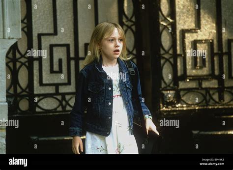 DAKOTA FANNING MAN ON FIRE (2004 Stock Photo, Royalty Free Image: 31197463 - Alamy