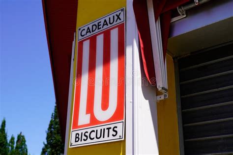 Lu Biscuits Logo And Sign Of French Store Pastry Industrial Bakery And ...