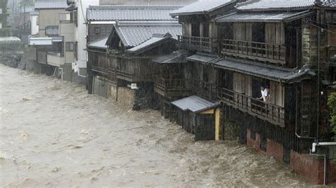 Fierce typhoon paralyses Tokyo, causes floods, damage across Japan