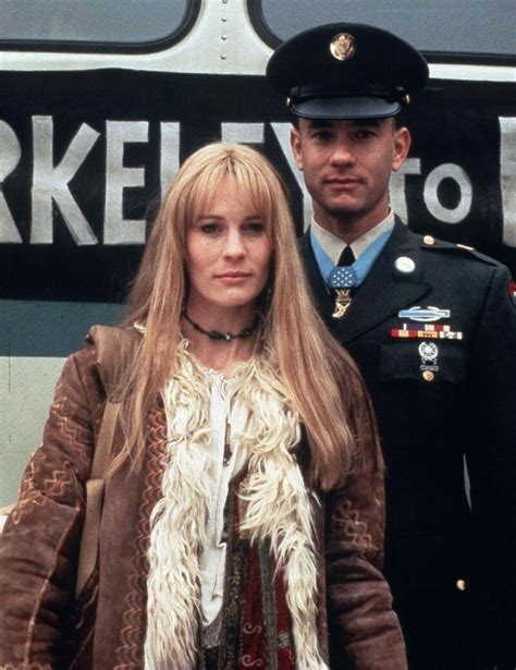 Pin by Ana Lara on Love the 60's | Forrest gump, Iconic movie couples ...