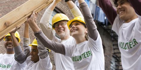 8 Reasons to Take Your Teens On a Volunteer Vacation | HuffPost