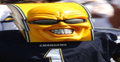 The LA Chargers team mascot 'Boltman' : WTF