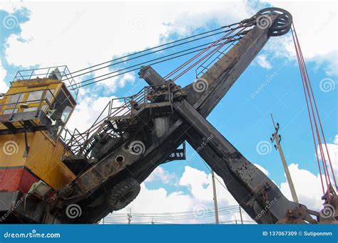 Mine Huge Coal Mining Drill Machine in Thailand Stock Image - Image of coal, brown: 137067309