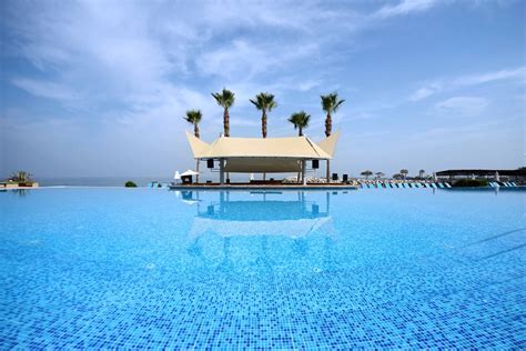 Cyan Beach Resort, Lebanon. Visit www.beachandbubbles.com for worlwide ...