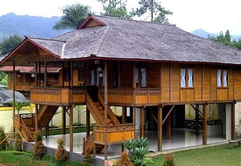 Rumah Adat Minahasa, Sulawesi Utara, Indonesia | Village house design, House on stilts, House ...