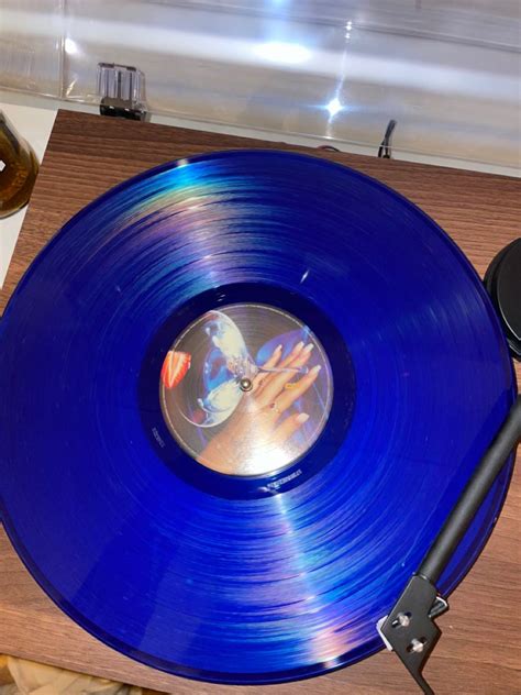 isolation kali uchis vinyl in 2022 | Vinyl, Blue vinyl, Kali uchis