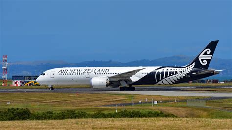 Air New Zealand Boeing 787 Returns To Auckland Over Fuel Issue