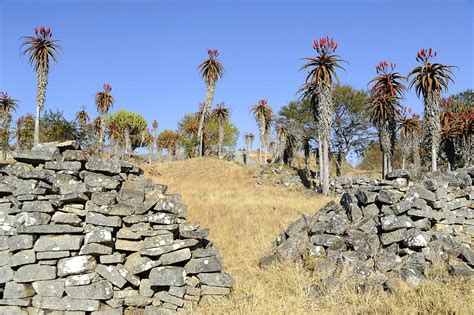 Valley of Ruins | Great Zimbabwe | Pictures | Zimbabwe in Global-Geography