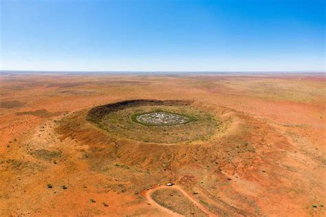 100-million-year-old Meteorite Crater Discovered in Australia Is One of ...