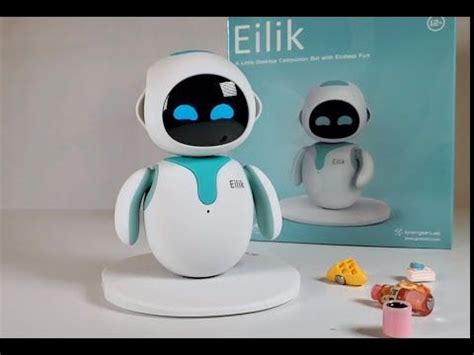 Eilik Robot Desktop Companion Review | Robot cute, Robot game, Robot