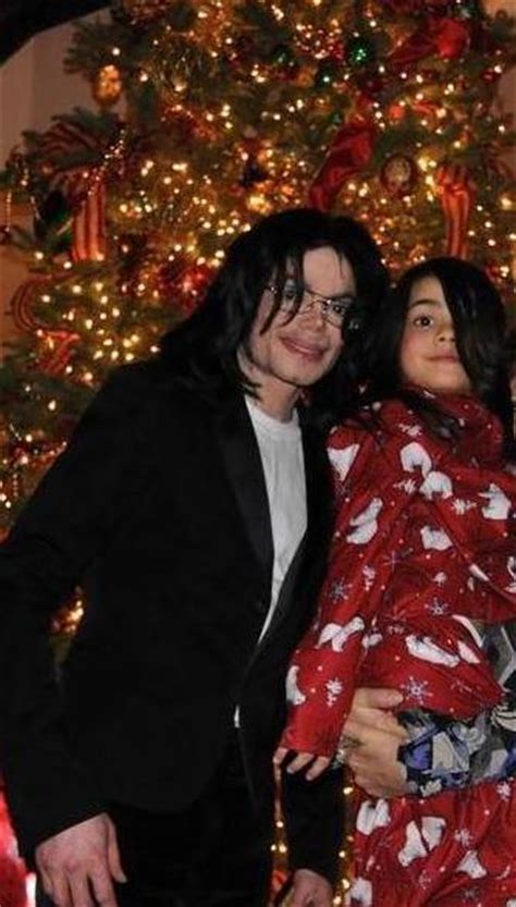 Michael Jackson and his son Blanket Jackson (mini MJ) ♥♥ - Michael Jackson Photo (34857166) - Fanpop