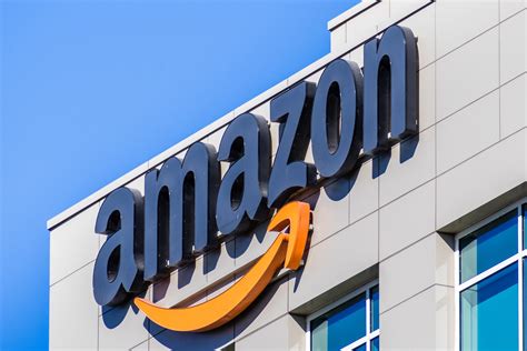 Amazon Stock: Is It Slated for a 40% Upside?