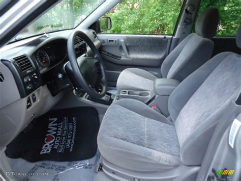 2004 Isuzu Rodeo S 4WD interior Photo #64269189 | GTCarLot.com