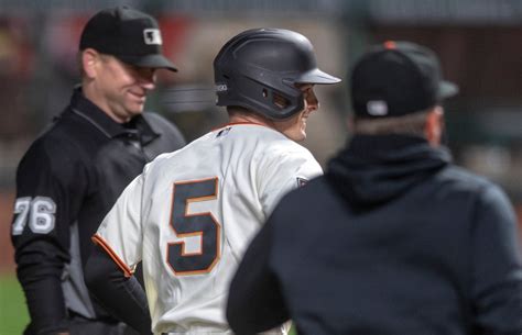 SF Giants will wear player names on home uniforms in 2021