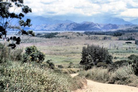 LIVING TRAVEL - PAPUA NEW GUINEA - Mount Hagen & Kotna