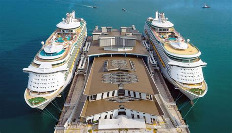 Singapore – Marina Bay Cruise Center - ADELTE