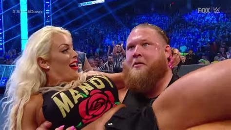 Mandy Rose and Otis Flirt on Twitter Following Smackdown, Rose Says She's 'Falling For' Otis ...