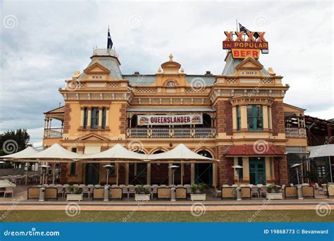 Breakfast Creek Hotel editorial stock photo. Image of brekky - 19868773