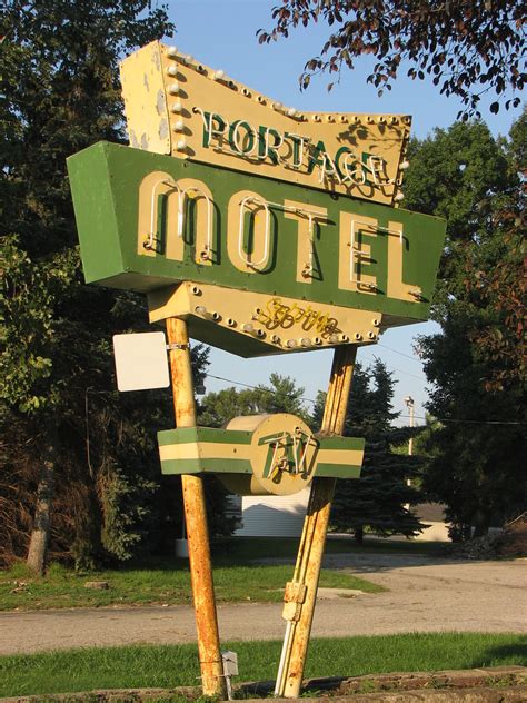 Portage, Michigan - Portage Motel Sign | Darrell Harden | Flickr