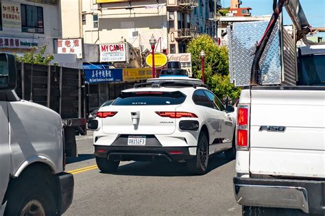 Self-driving giant Waymo on the verge of bringing robotaxis to Los ...